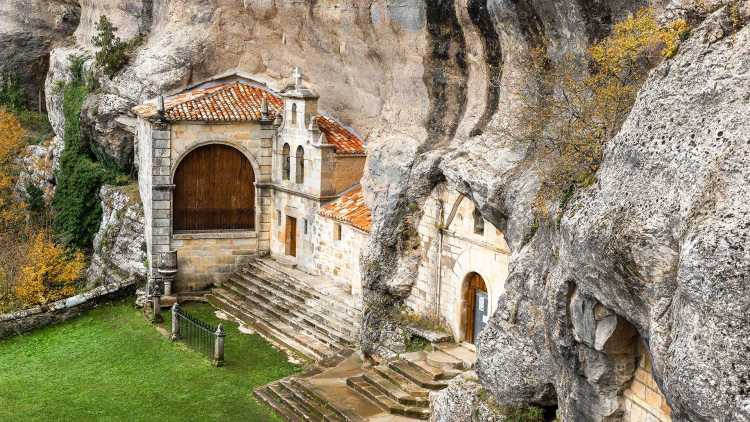 Ermita de San Bernabé, en Ojo Guareña