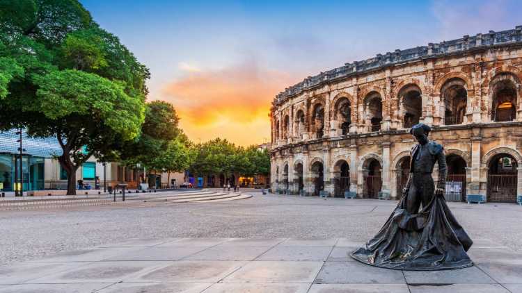 Nîmes villes france visite séjour voyage  découverte