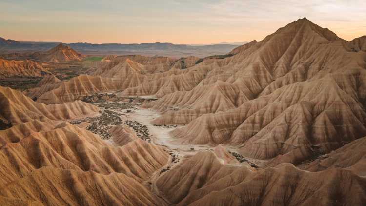 Imagen general de las Bardenas Reales, donde encuentras las 5 rutas.