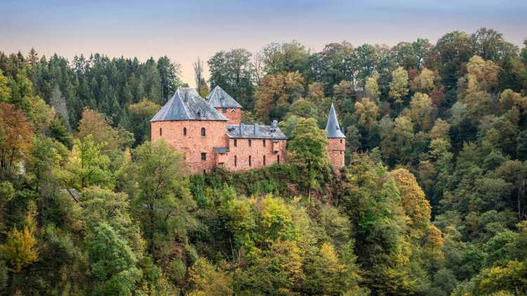 Châteaux en Belgique: Le château de Reinhardstein