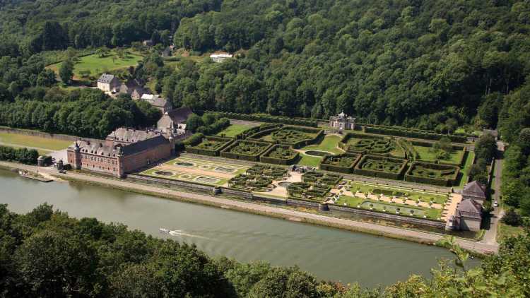 Châteaux en Belgique: Le château de Freÿr