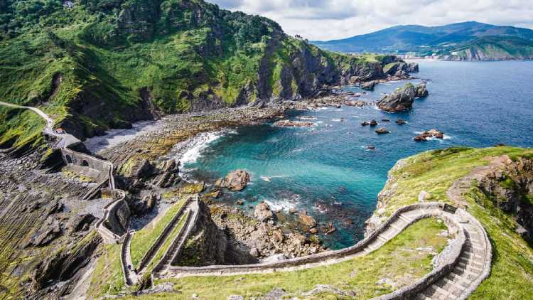 Je kunt Baskenland niet bezoeken zonder naar San Juan de Gaztelugatxe te gaan, een wandelfantasie die uitkomt.